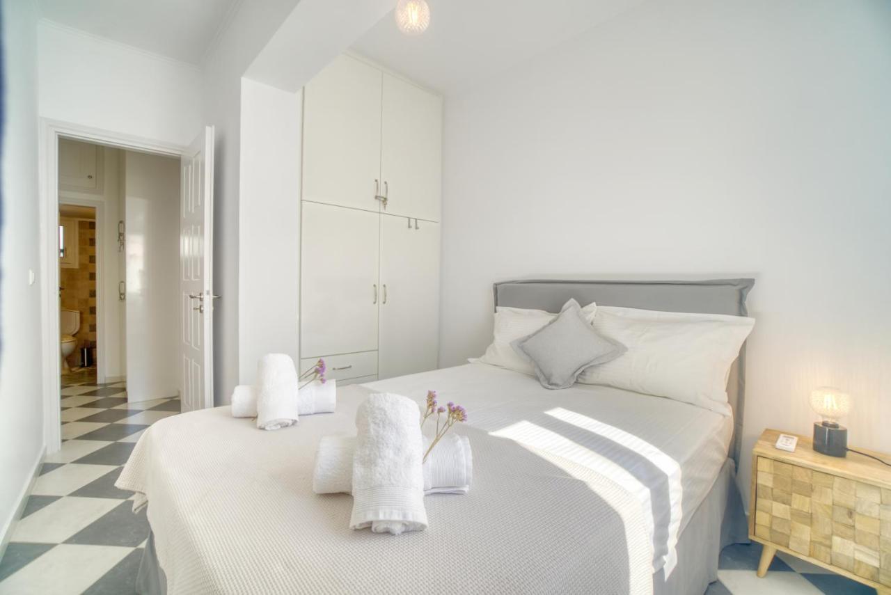 Stylish, Cozy 2-Bdr Flat In Andros Town By Explore Andros Екстериор снимка